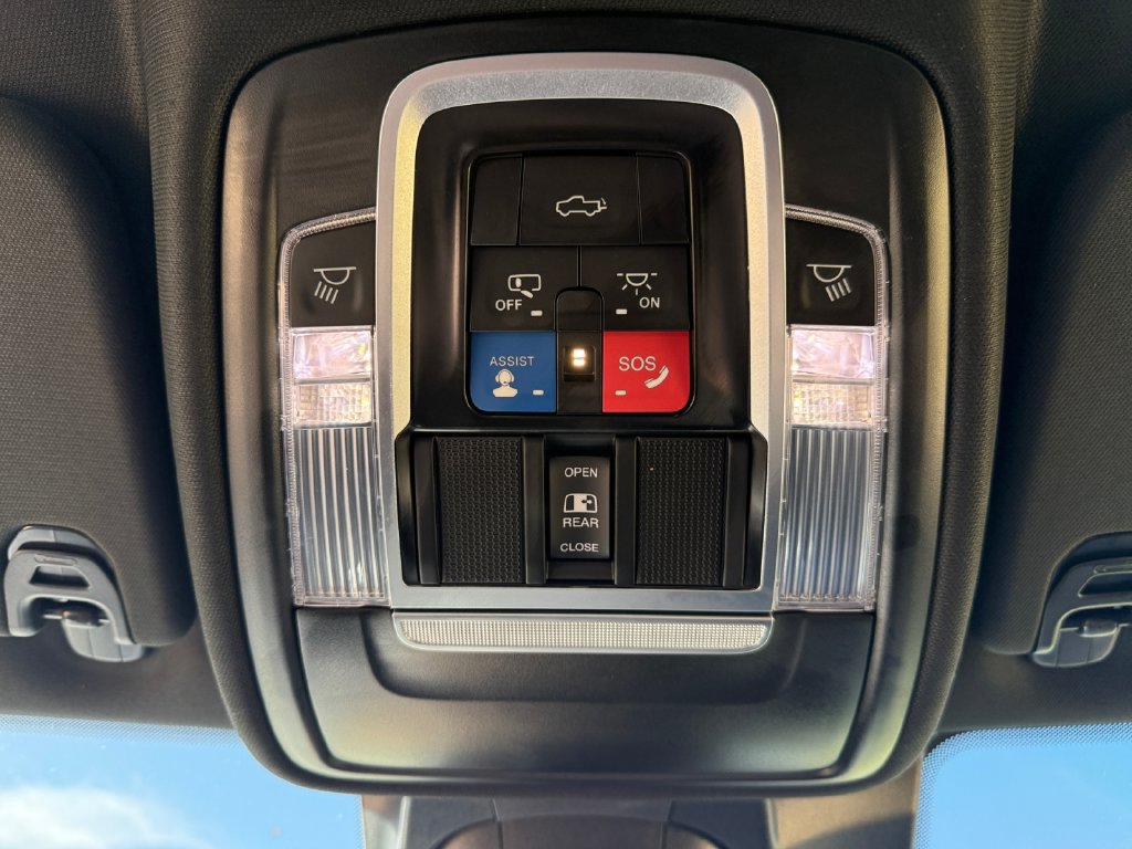Used 2022 RAM 1500 Limited AWD/4WD image 44