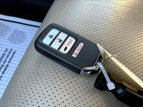 Used 2016 Honda CR-V Touring image 11