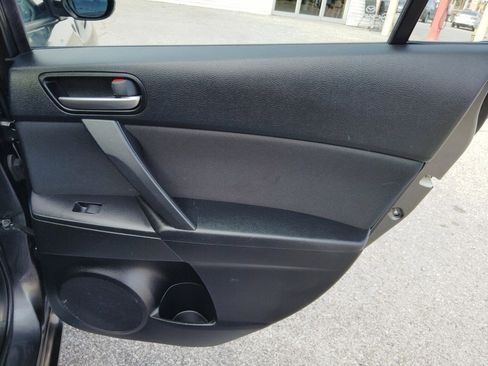 Used 2012 MAZDA MAZDA3 i Touring image 25