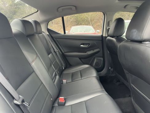 Used 2024 Nissan Sentra SR w/ SR Premium Package image 33