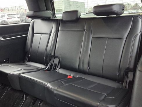 Used 2021 Ford Expedition XLT image 9