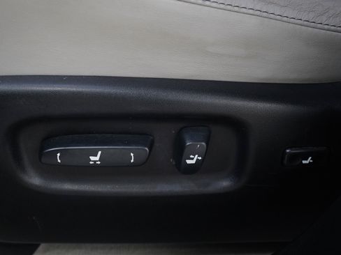 Used 2015 Lexus RX 450h AWD image 26