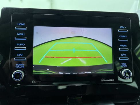 Used 2021 Toyota Camry SE FWD image 15