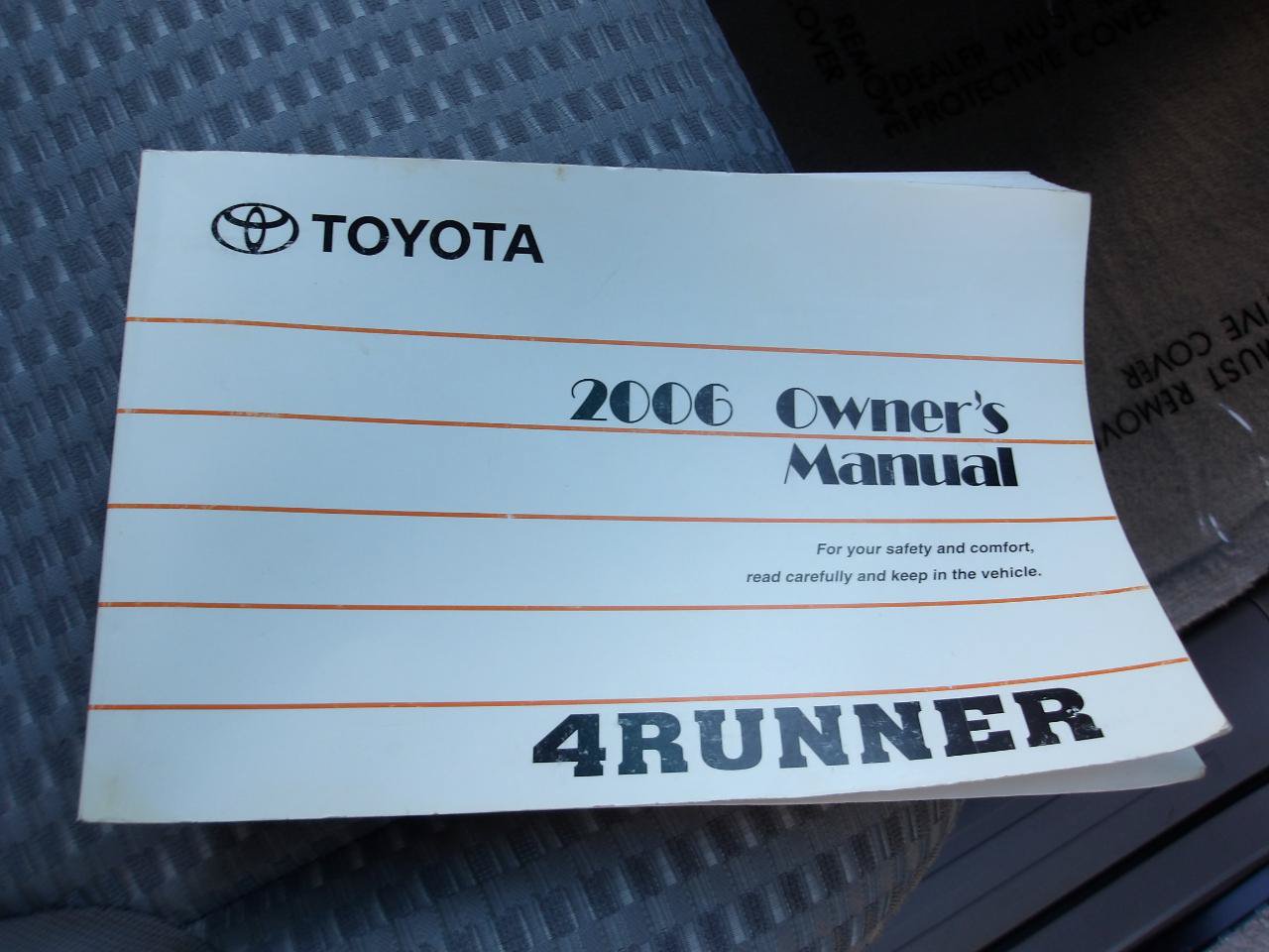 Used 2006 Toyota 4Runner SR5 AWD/4WD image 23
