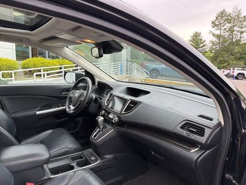 Used 2016 Honda CR-V Touring image 9