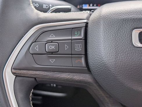 Used 2024 Jeep Grand Cherokee L Limited image 24