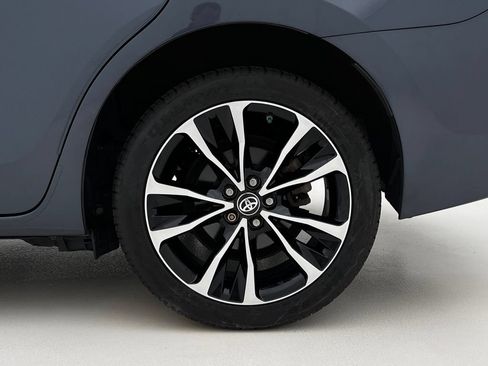 Used 2019 Toyota Corolla SE FWD image 24
