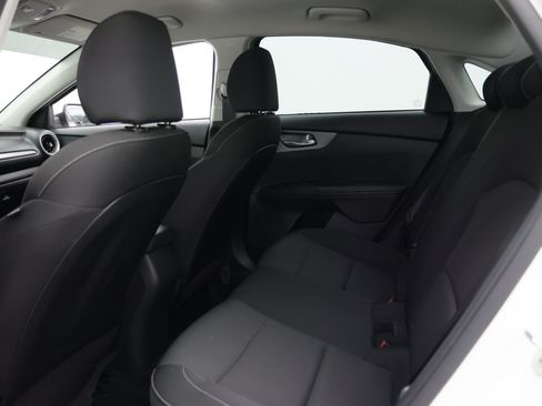 Used 2021 Kia Forte LXS FWD image 21