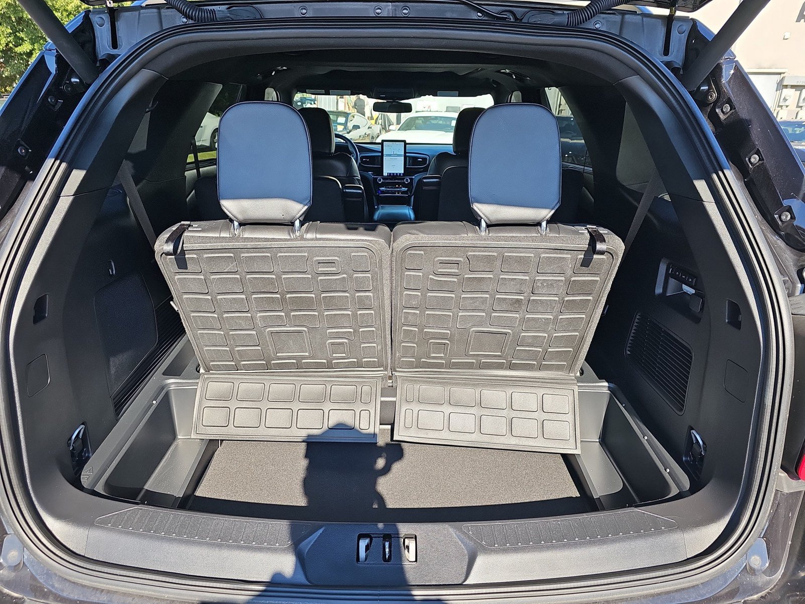 Used 2023 Ford Explorer ST w/ Equipment Group 401A AWD/4WD image 13