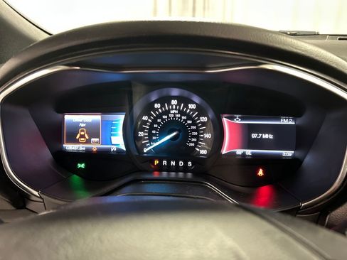 Used 2020 Ford Fusion Titanium image 14