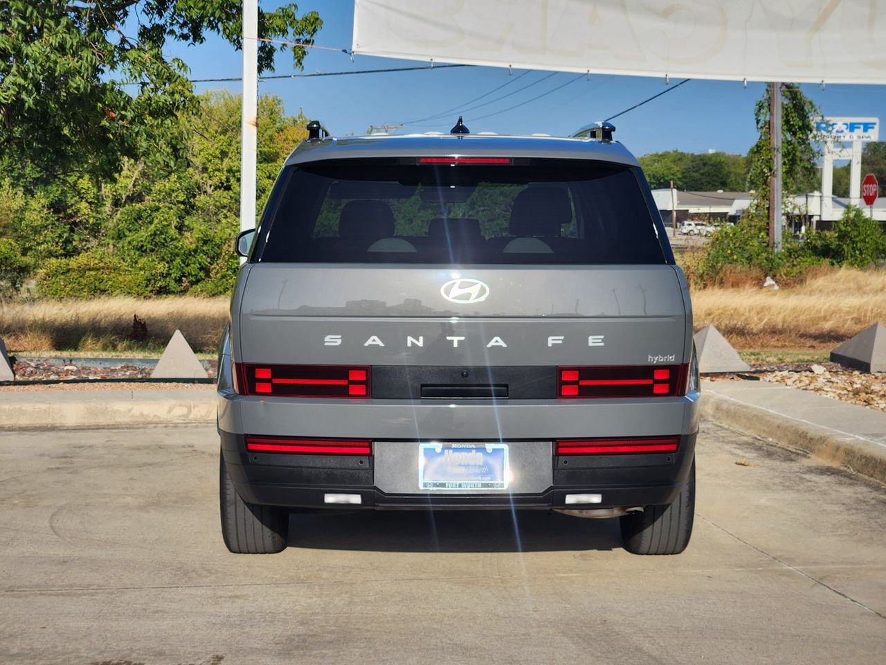 Used 2025 Hyundai Santa Fe SEL FWD image 6