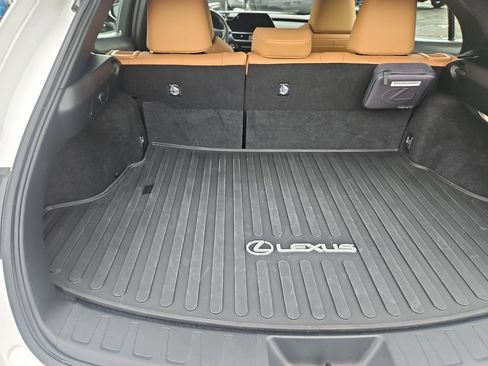 Used 2024 Lexus UX 250h AWD w/ Premium Package image 37