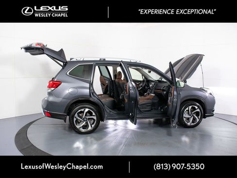 Used 2022 Subaru Forester Touring AWD/4WD image 15