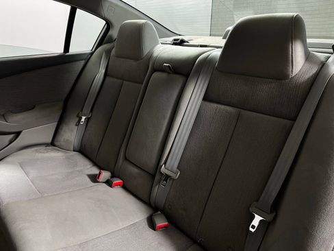 Used 2011 Nissan Altima 2.5 image 15