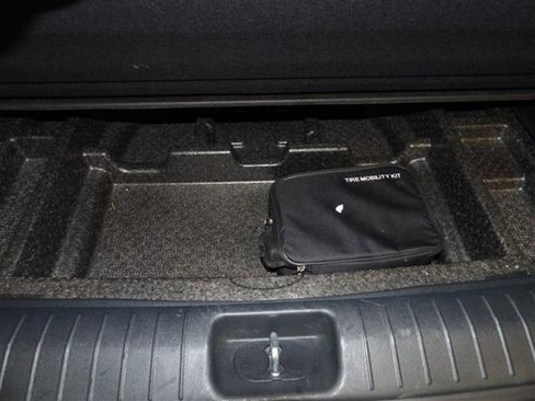 Used 2020 Kia Sportage EX image 19