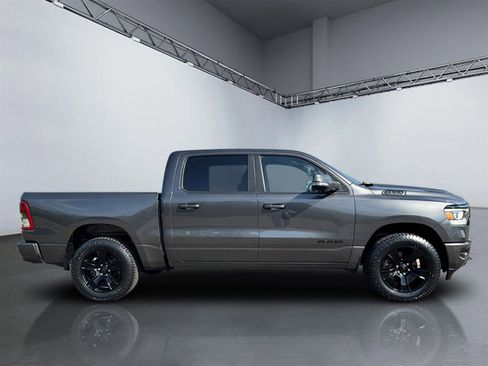 Used 2020 RAM 1500 Big Horn AWD/4WD image 3