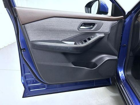 Certified 2023 Nissan Rogue SV AWD/4WD image 9