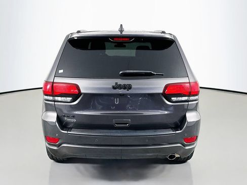 Used 2021 Jeep Grand Cherokee Laredo X AWD/4WD image 6