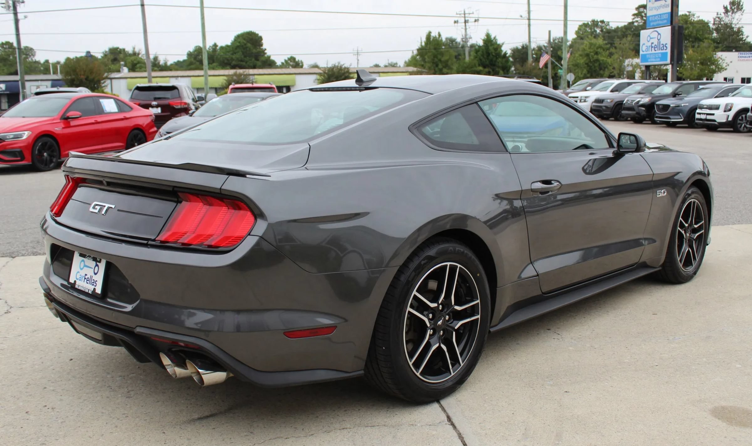 Used 2020 Ford Mustang GT RWD image 5