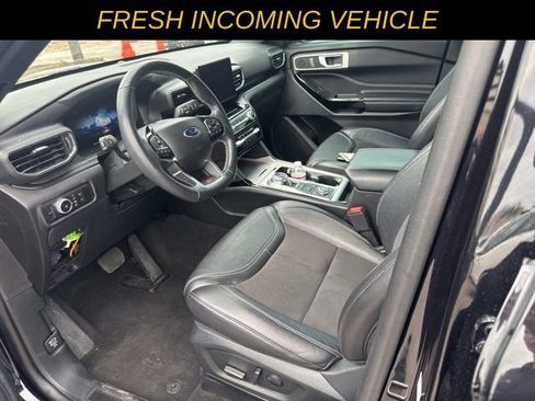 Used 2023 Ford Explorer ST image 11
