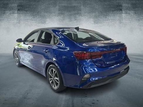 Used 2023 Kia Forte LXS FWD image 8