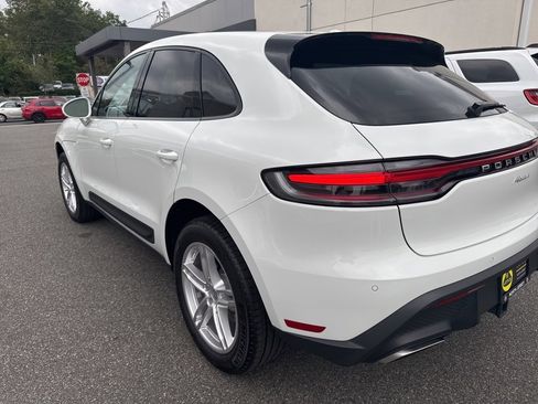 Used 2025 Porsche Macan image 6