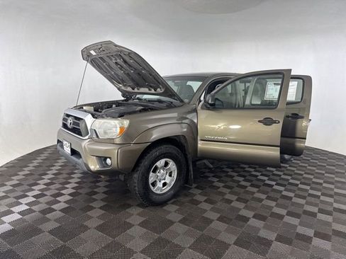 Used 2013 Toyota Tacoma 4x4 Double Cab image 12