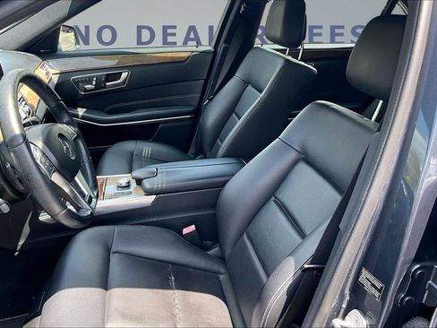 Used 2014 Mercedes-Benz E 350 4MATIC Sedan image 19