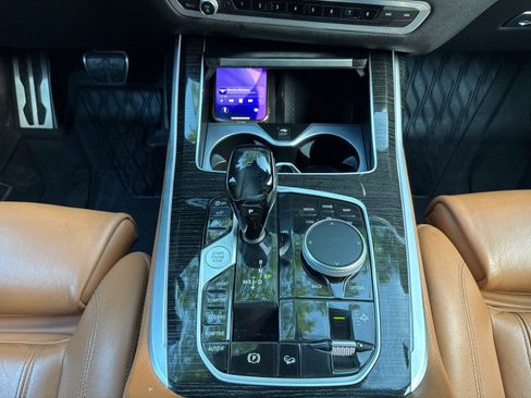 Used 2020 BMW X7 xDrive40i w/ M Sport Package AWD/4WD image 27