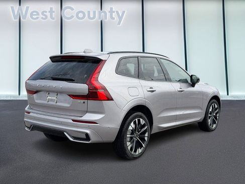 New 2026 Volvo XC60 B5 Plus w/ Protection Package Premier AWD/4WD image 3