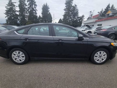 Used 2014 Ford Fusion S FWD image 17