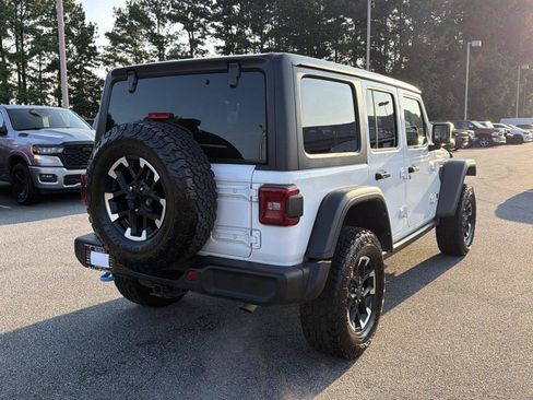 Used 2024 Jeep Wrangler Unlimited Rubicon 4xe AWD/4WD image 5