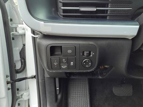 New 2024 Hyundai Ioniq 6 SEL image 18