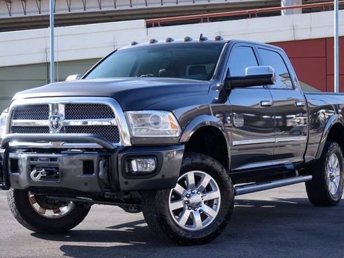 Used 2014 RAM 2500 Longhorn image 11