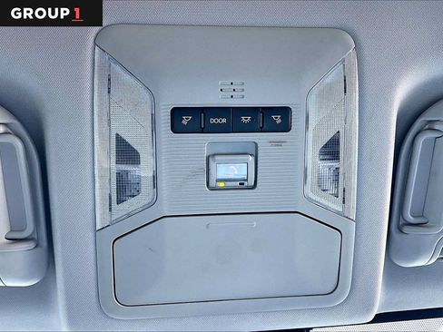 Certified 2025 Toyota RAV4 XLE AWD/4WD image 34