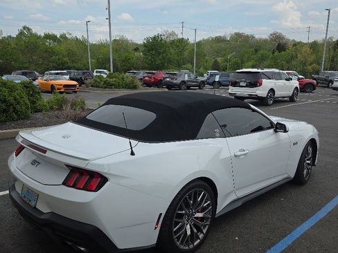 Used 2024 Ford Mustang GT Premium RWD image 5