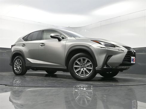 Used 2020 Lexus NX 300h 300h image 24