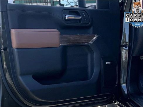 Used 2022 Chevrolet Silverado 2500 High Country w/ Technology Package image 23