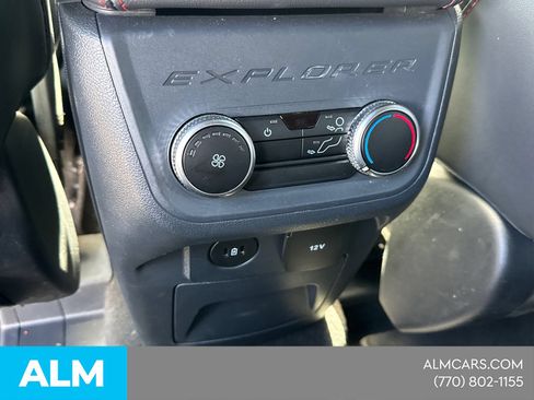 Used 2025 Ford Explorer ST-Line AWD/4WD image 27