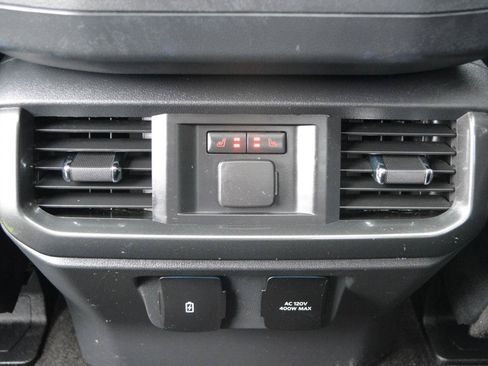 Used 2021 Ford F150 Lariat w/ Equipment Group 502A High AWD/4WD image 20