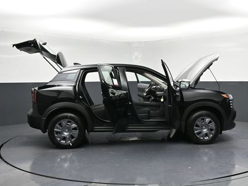 New 2026 Nissan Kicks S image 32