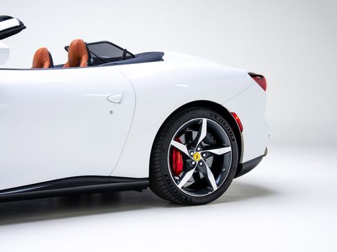 Used 2022 Ferrari Portofino M image 16