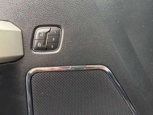 Used 2018 Ford F150 Lariat w/ Equipment Group 502A Luxury image 39