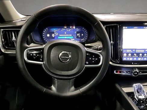 Certified 2026 Volvo V60 B5 Cross Country Ultra w/ Climate Package AWD/4WD image 8