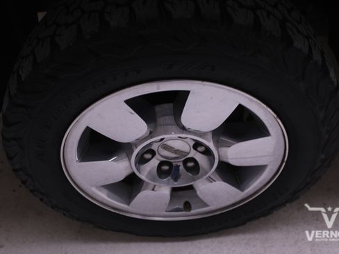 Used 2009 GMC Sierra 1500 SLE w/ Regional Value Package image 10