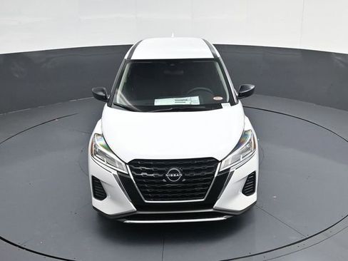 Used 2025 Nissan Kicks Play S image 32