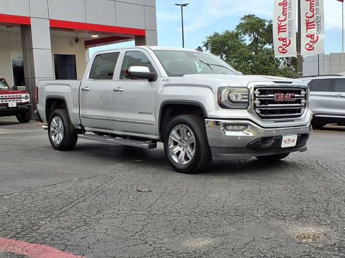 Used 2018 GMC Sierra 1500 SLT AWD/4WD image 4