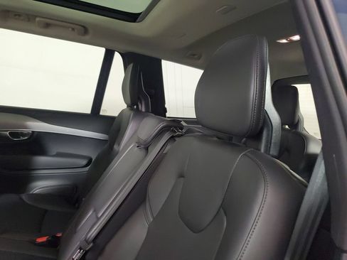 Used 2025 Volvo XC90 B5 Core AWD/4WD image 14