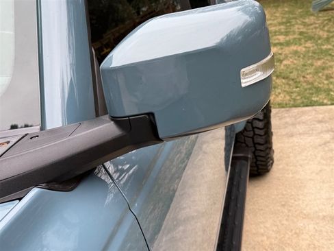 Used 2022 Ford Bronco Outer Banks image 16