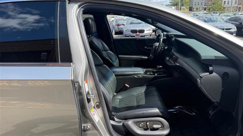 Used 2019 Lexus LS 500 AWD w/ Interior Upgrade Package image 5